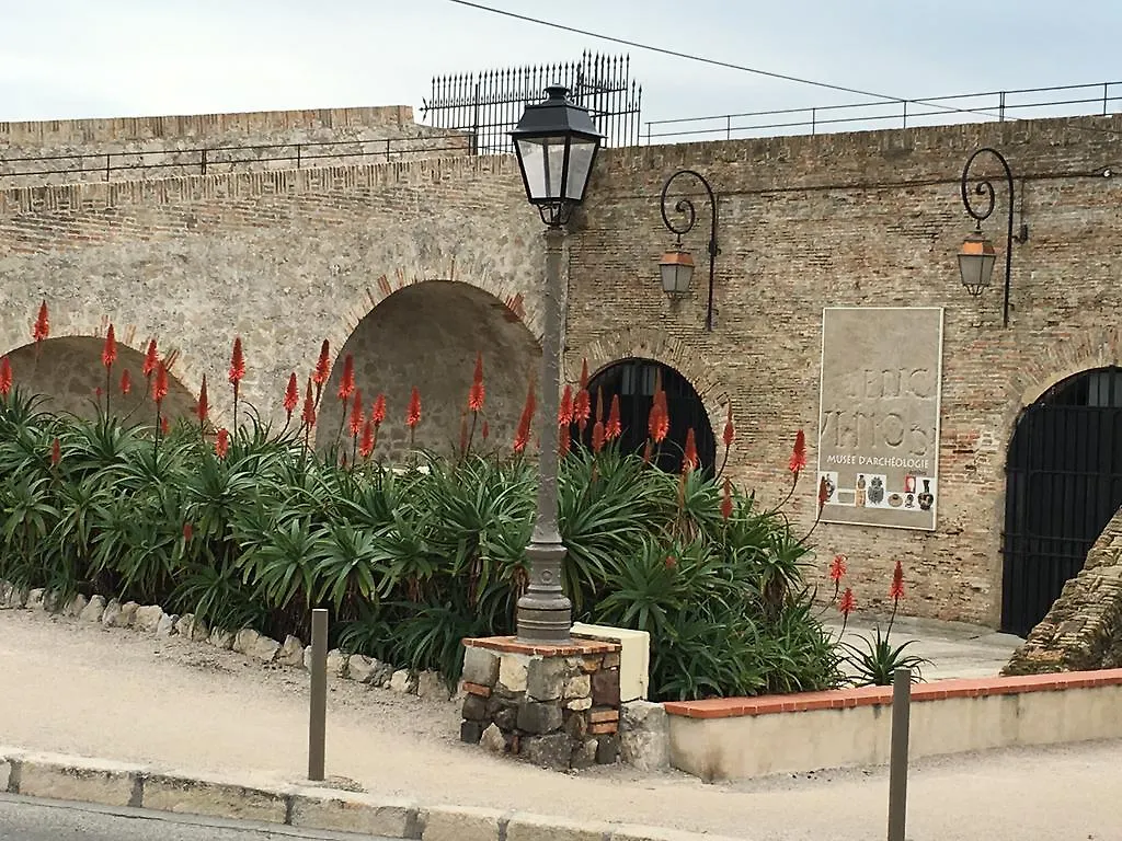 Le Melody Apartment Antibes 0*,  France